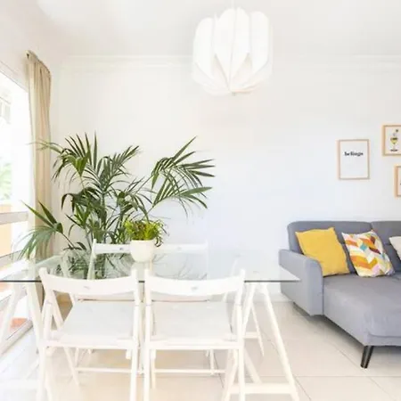 Amplio Y Comodo En Callao Salvaje.