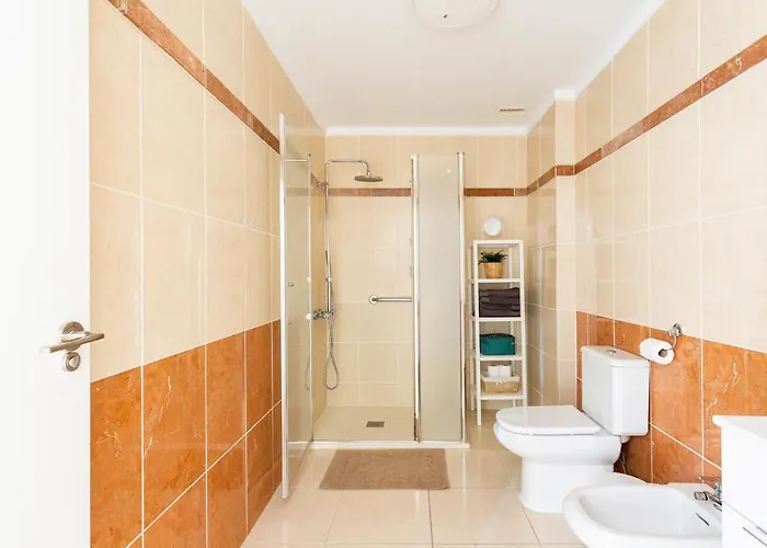 Amplio Y Comodo En Callao Salvaje. Apartment