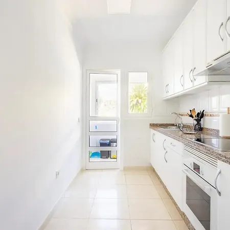 아파트 Amplio Y Comodo En Callao Salvaje. *