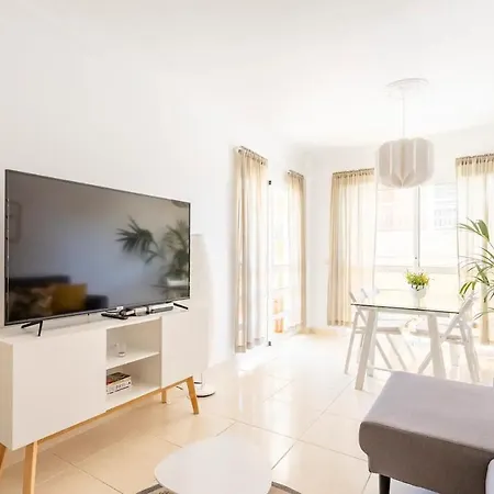 Amplio Y Comodo En Callao Salvaje. Appartement